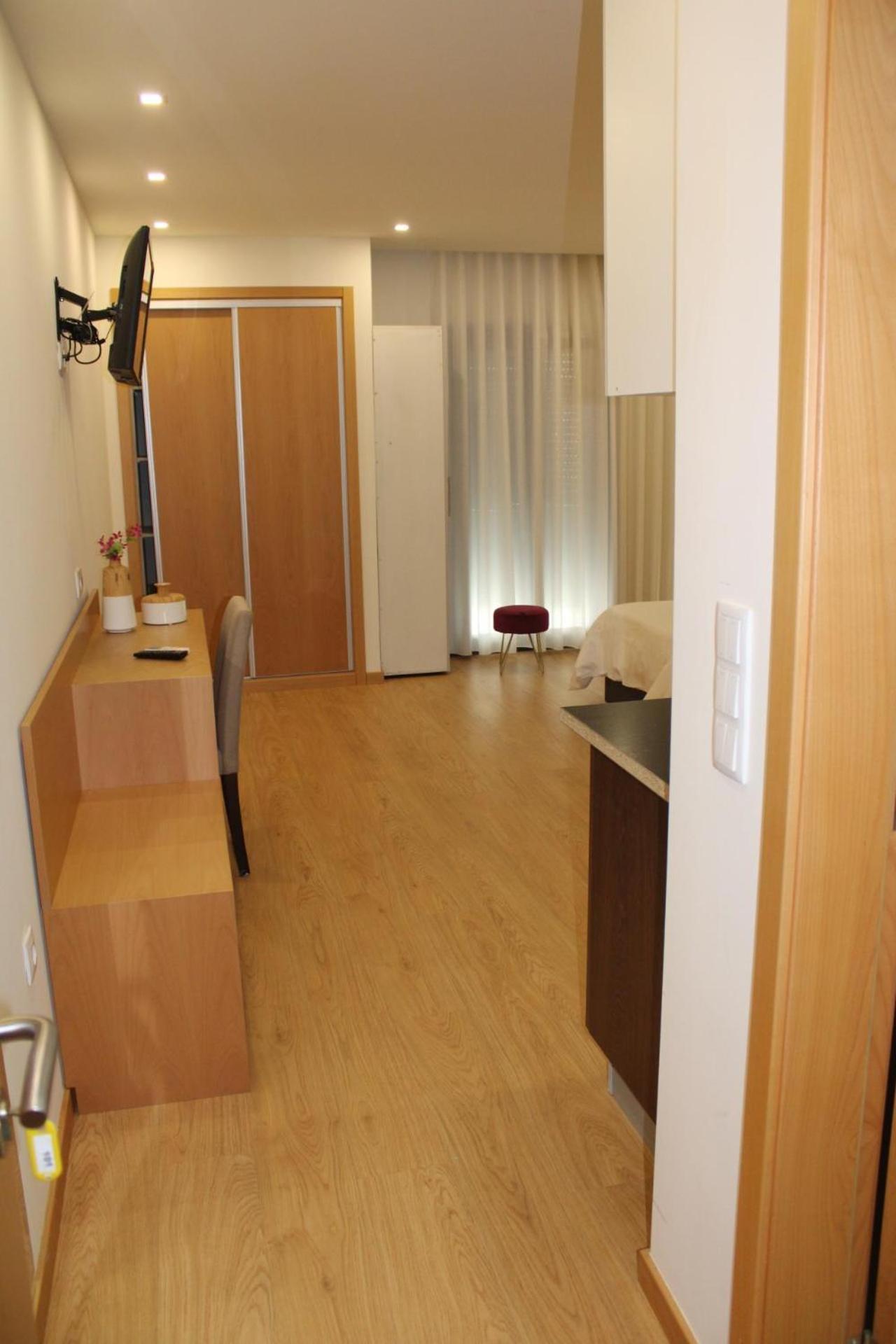 Residencial Dom Manuel Hotel Fafe Room photo